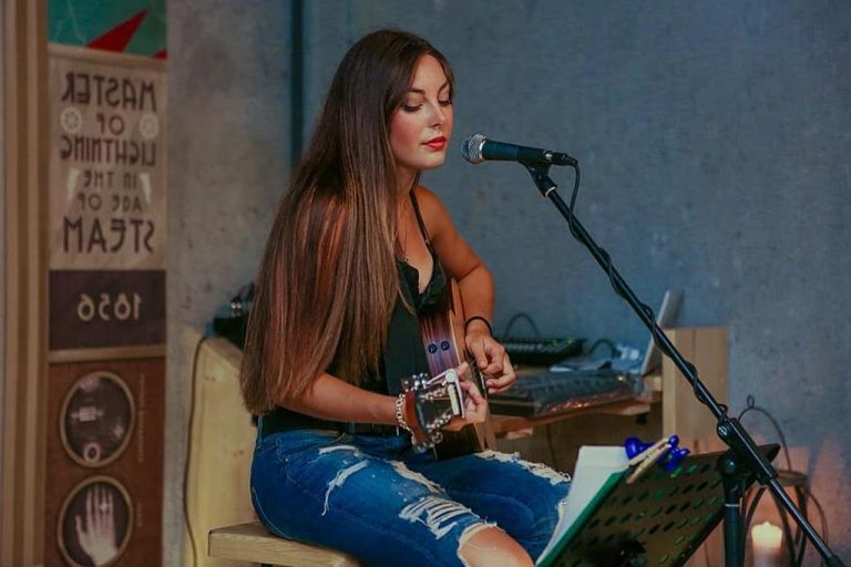 valor de uma aula de canto