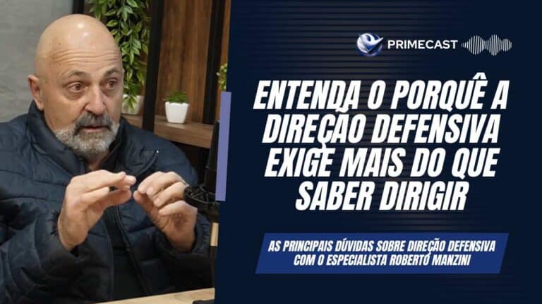 Roberto Manzini explicando o porque o condutor de veiculo blindado precisa de direção defensiva